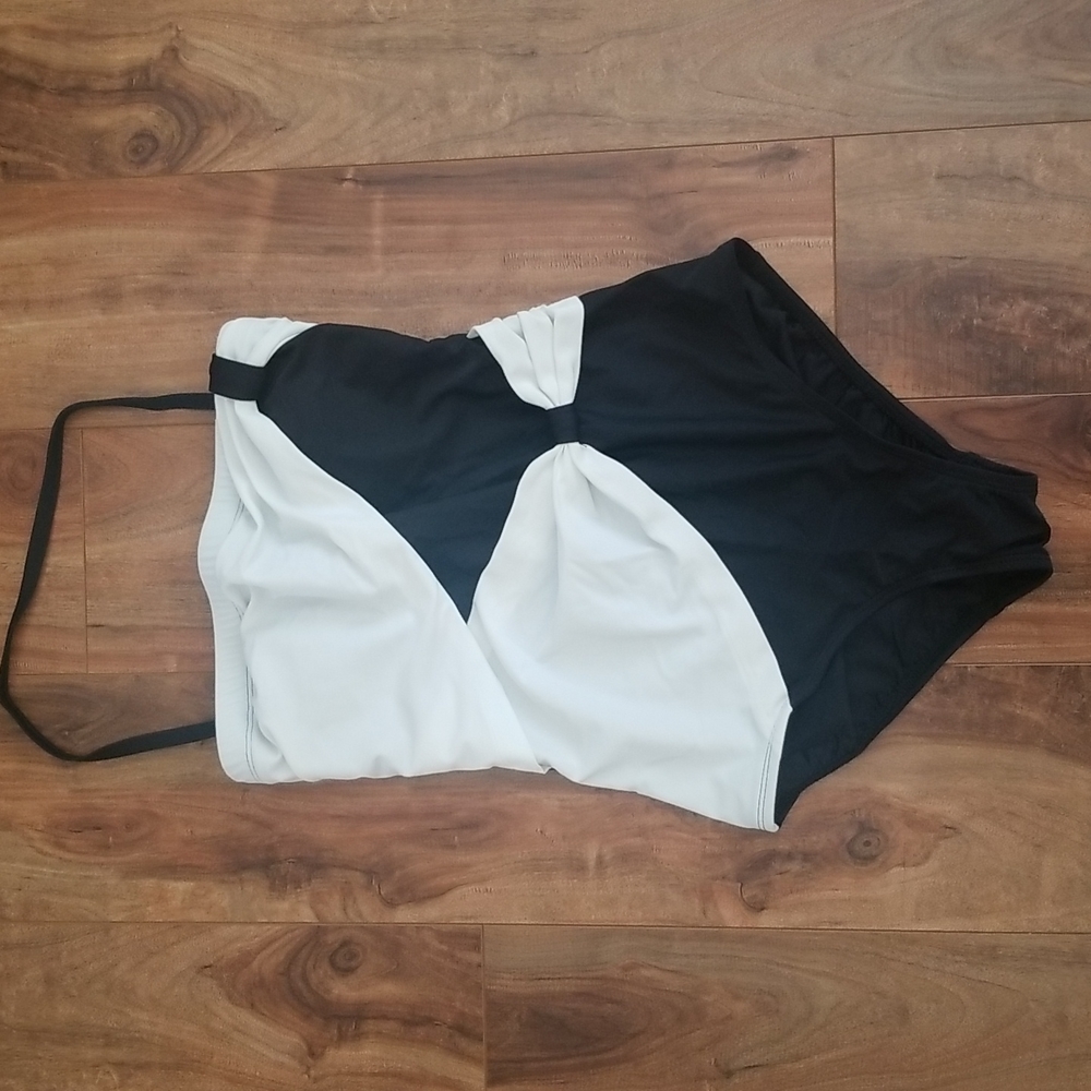 Dippin' Daisy's Bathing Suit Size 8